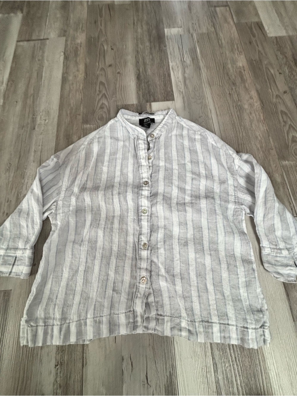 Jones New York White & Light Gray Striped Button-Down Shirt